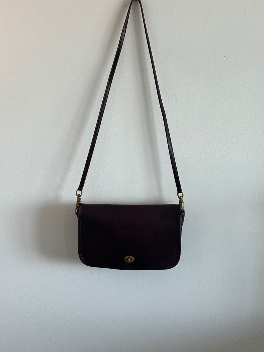 COACH vintage/rare burgundy cross body bag